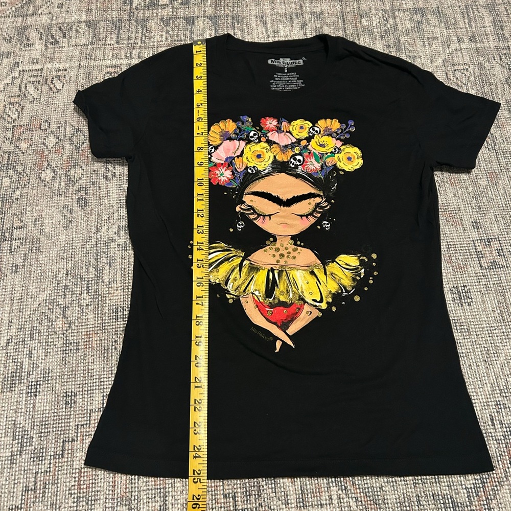 Frida Kahlo Graphic Tee from Mexico - Picture 3 of 4